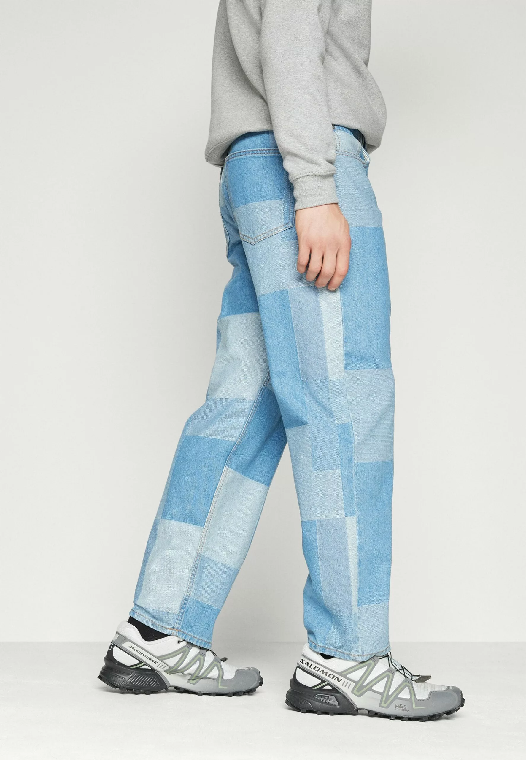 Redefined Rebel Tokyo PatchJeans BaggyLight Blue Uomo Jeans R0622G0A9-K11 4 Redefined Rebel Tokyo PatchJeans BaggyLight Blue Uomo Jeans R0622G0A9-K11 - immagine 4