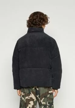 Redefined Rebel Marvin Jacket UnisexGiacca InvernaleBlack Uomo Giacche R0621006T-Q11 -Redefined Rebel Negozio 0c10090ad7654e68ac568e1a9fa7cf72