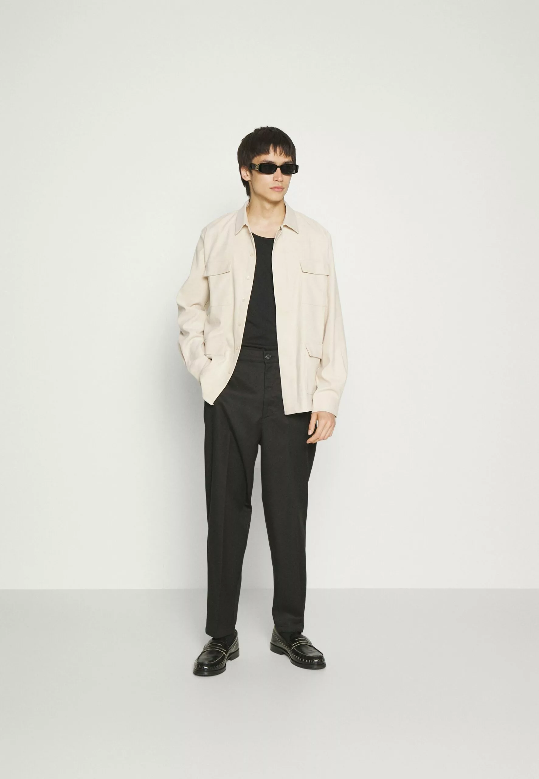 Redefined Rebel Thiago PantsPantaloniBlack Uomo Pantaloni R0622E052-Q11 2 Redefined Rebel Thiago PantsPantaloniBlack Uomo Pantaloni R0622E052-Q11 - immagine 2