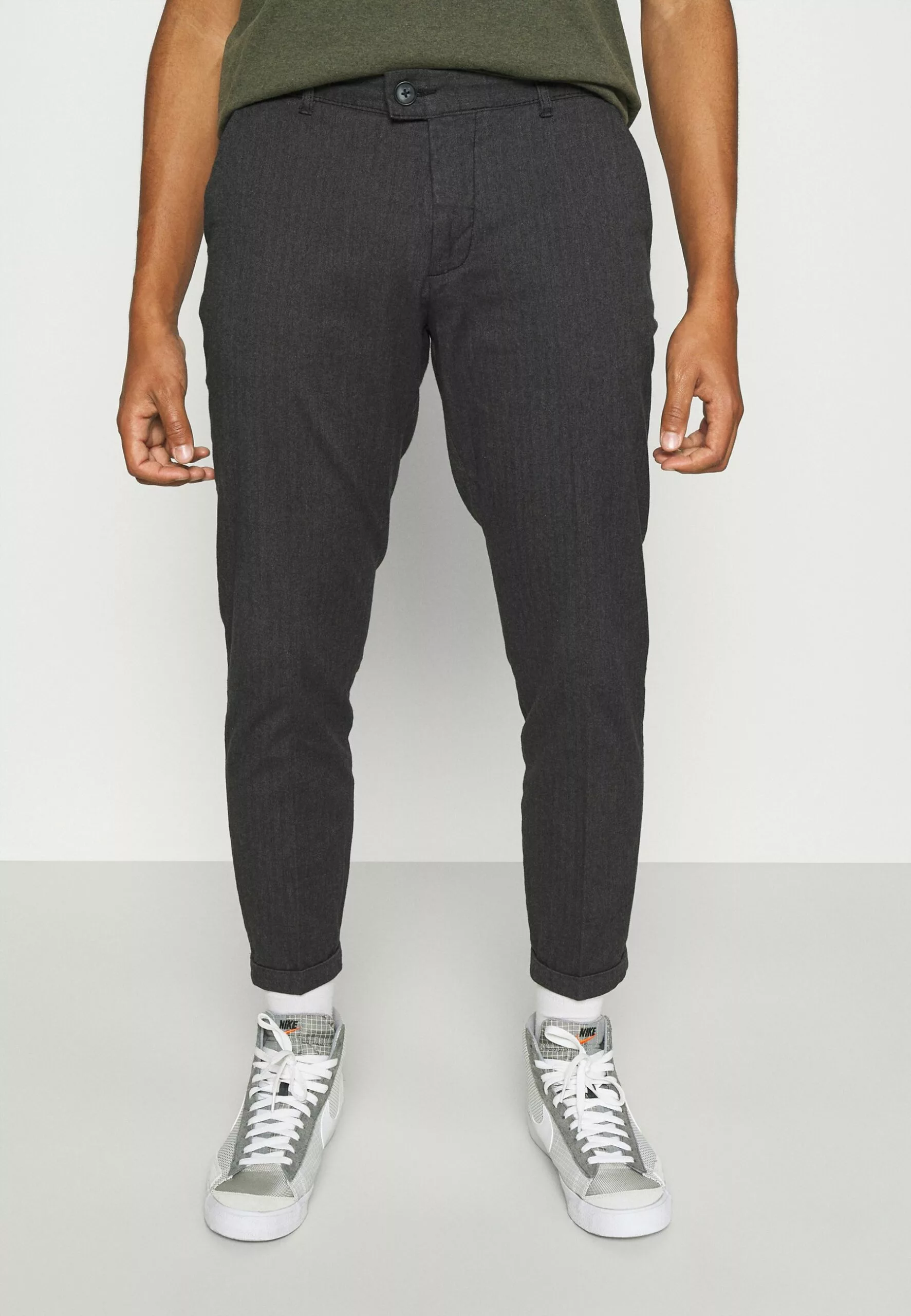 Redefined Rebel RrercanChinoBlack Herringbone Uomo Pantaloni R0622E00Y-C14 1 Redefined Rebel RrercanChinoBlack Herringbone Uomo Pantaloni R0622E00Y-C14