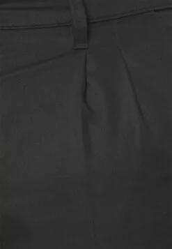 Redefined Rebel Kevin Pants Plus SizePantaloniBlack Uomo Pantaloni R0622E04W-Q11 -Redefined Rebel Negozio 231c93a887a94ca681eb929c4f7499ce