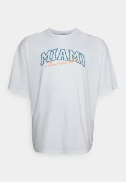 Redefined Rebel Sago TeeT-Shirt Con StampaWhite Uomo T-shirt E Polo R0622O04P-A11 10 Redefined Rebel Sago TeeT-Shirt Con StampaWhite Uomo T-shirt E Polo R0622O04P-A11 -Redefined Rebel Negozio 2a61be0a3ffa4d86ba7bc7650d325f39