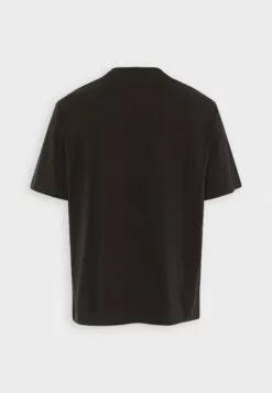 Redefined Rebel Derek TeeT-Shirt Con StampaBristol Black Uomo T-shirt E Polo R0622O05N-Q11 11 Redefined Rebel Derek TeeT-Shirt Con StampaBristol Black Uomo T-shirt E Polo R0622O05N-Q11 -Redefined Rebel Negozio 3b24474015fa479388ff74049e10dfca