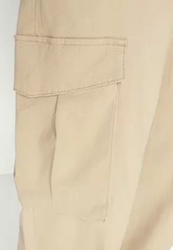 Redefined Rebel Julio PantsPantaloni CargoSafari Uomo Pantaloni R0622E057-B11 -Redefined Rebel Negozio 42d31cd382c94028a1769fb9c7648546