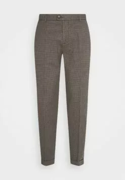 Redefined Rebel RrercanChinoBrown Uomo Pantaloni R0622E00Y-O11 12 Redefined Rebel RrercanChinoBrown Uomo Pantaloni R0622E00Y-O11 -Redefined Rebel Negozio 4b0e49dd19854e92a4a207e9c23a2d98