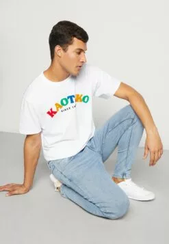 Redefined Rebel StockholmJeans Slim FitIndigo Sapphire Uomo Jeans R0622G06B-I11 -Redefined Rebel Negozio 4d8873bae1f04006bba585d8adad7d84