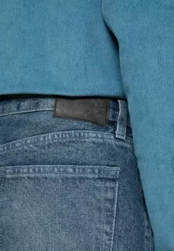 Redefined Rebel Rrrome JeansJeans A SigarettaMucho Blue Uomo Jeans R0622G05Q-K15 -Redefined Rebel Negozio 4dd3d51a6bb043b08ccf3e92cbf6d335