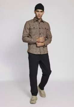 Redefined Rebel Alexander CamiciaSand Dogtooth Uomo Camicie R0622D027-G11 -Redefined Rebel Negozio 538cb4fc9aa046f4aafb31a877571799