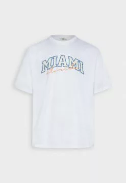 Redefined Rebel Rrsago TeeT-Shirt Con StampaWhite Uomo T-shirt E Polo R0622O04W-A11 9 Redefined Rebel Rrsago TeeT-Shirt Con StampaWhite Uomo T-shirt E Polo R0622O04W-A11 -Redefined Rebel Negozio 5bd5f7329f11420e9b9206869ede18b1