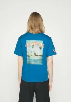 Redefined Rebel Rrsago TeeT-Shirt Con StampaBlue Aster Uomo T-shirt E Polo R0622O04W-K11 8 Redefined Rebel Rrsago TeeT-Shirt Con StampaBlue Aster Uomo T-shirt E Polo R0622O04W-K11 -Redefined Rebel Negozio 71de09824dad44b4a10ade3690ef091a