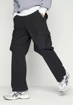 Redefined Rebel Julio Pantaloni CargoBlack Uomo Pantaloni R0622E057-Q11 -Redefined Rebel Negozio 84910bb36b694d898ac94f1a7f98b892