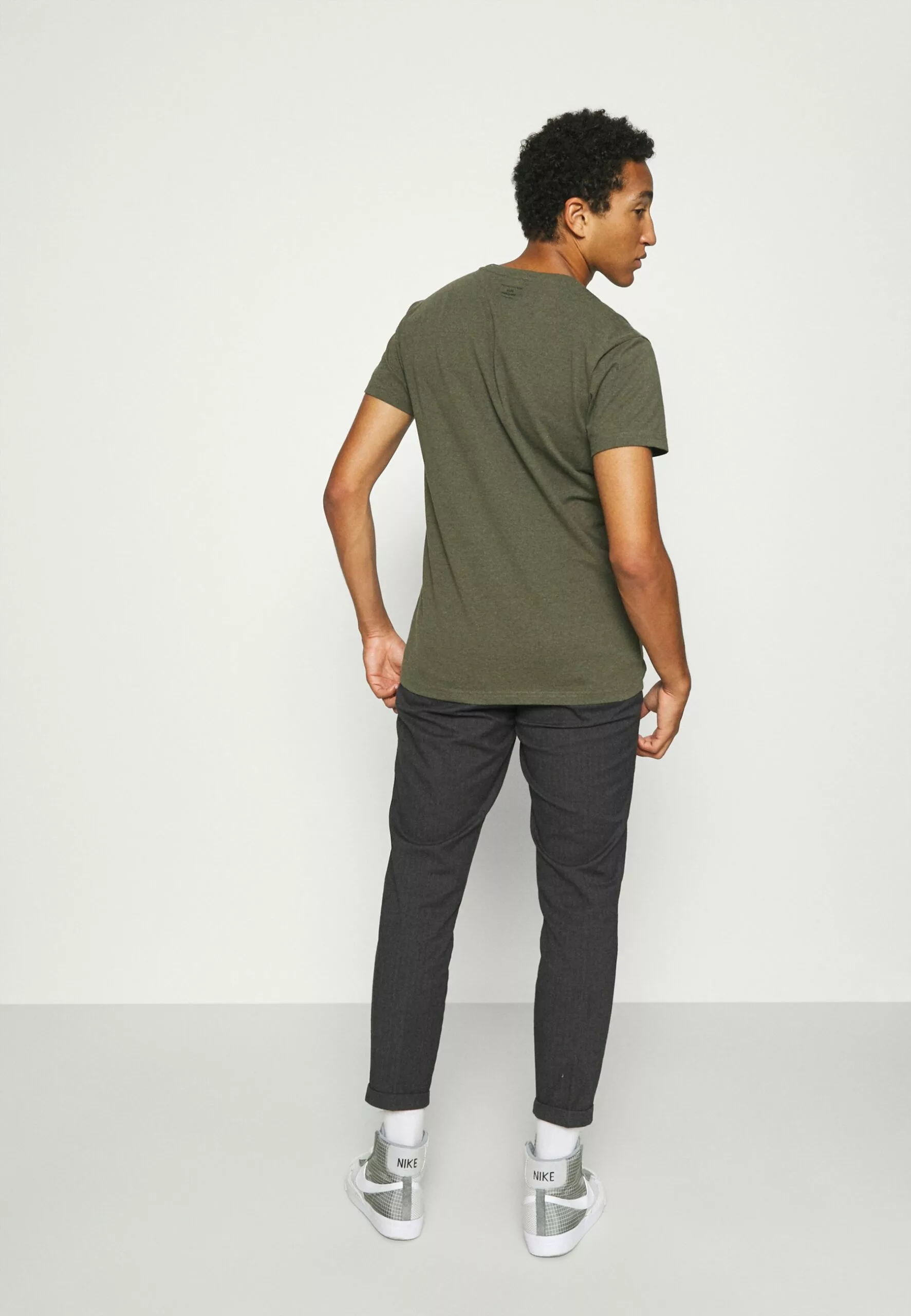 Redefined Rebel RrercanChinoBlack Herringbone Uomo Pantaloni R0622E00Y-C14 3 Redefined Rebel RrercanChinoBlack Herringbone Uomo Pantaloni R0622E00Y-C14 - immagine 3