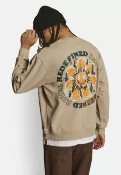 Prima pagina -Redefined Rebel Negozio 93bceae6a44c4df58de761bfb6046312