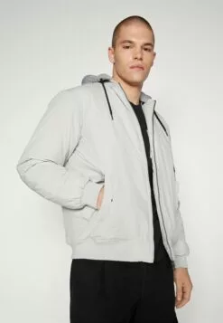 Redefined Rebel Rrray Jacket UnisexGiubbotto BomberPumice Stone Uomo Giacche R0621007A-C11 -Redefined Rebel Negozio 942b4450fbdd4c2c82c89db01c0ebd9d