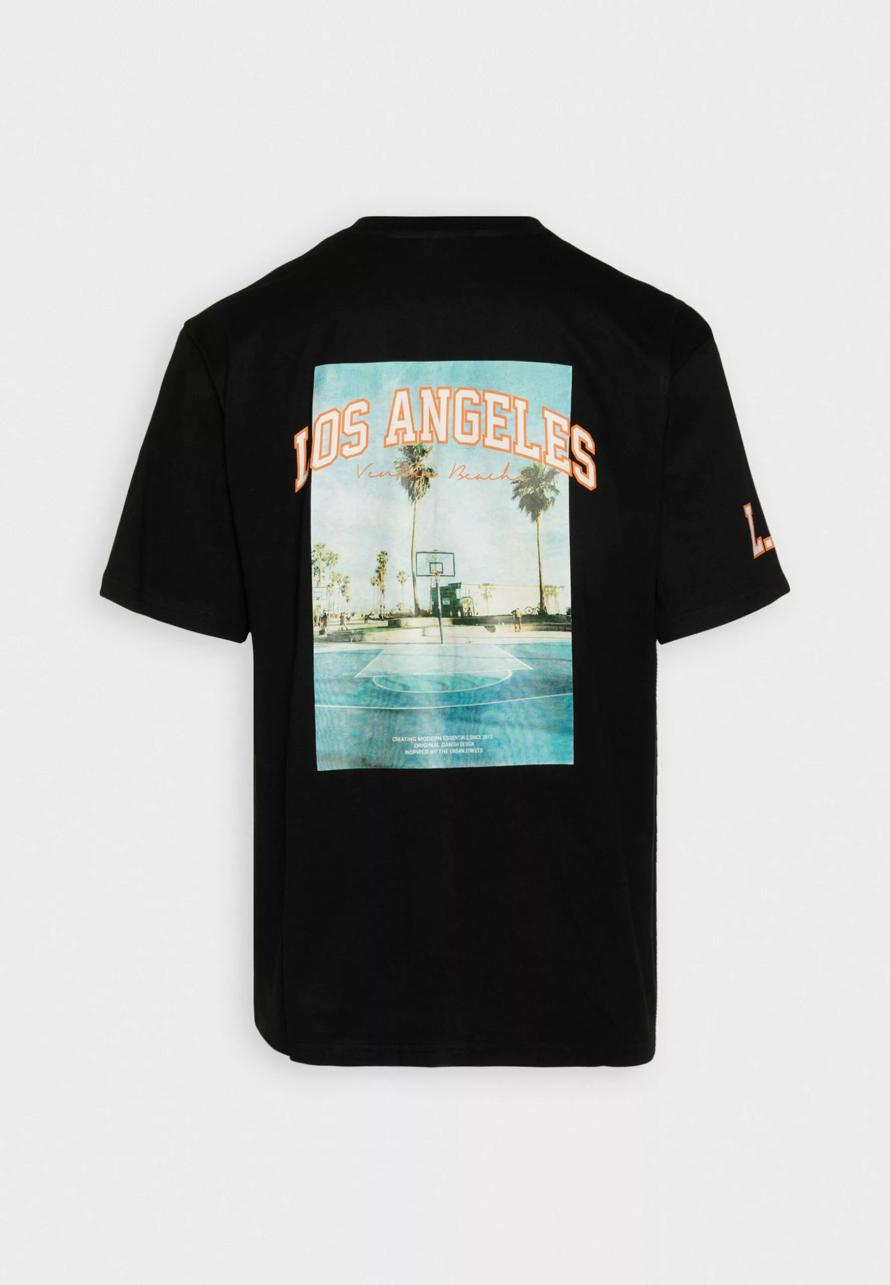 Redefined Rebel Rrsago TeeT-Shirt Con StampaBlack Uomo T-shirt E Polo R0622O04W-Q11 6 Redefined Rebel Rrsago TeeT-Shirt Con StampaBlack Uomo T-shirt E Polo R0622O04W-Q11 - immagine 6