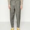 Redefined Rebel Travis PantsPantaloniGrey Uomo Pantaloni R0622E055-T12