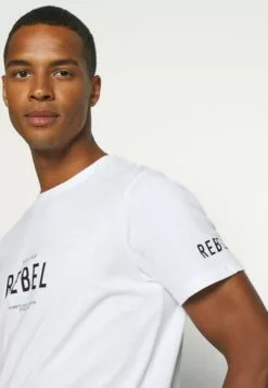 Redefined Rebel Ronan TeeT-Shirt Con StampaWhite Uomo T-shirt E Polo R0622O03Q-A11 -Redefined Rebel Negozio aea2c986c0ae42bd9edcf216513640c0