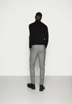 Redefined Rebel Rrking ChinoGrey Check Uomo Pantaloni R0622E00R-C11 -Redefined Rebel Negozio b57c8c9fe67446bd8192a22682e2fd7c