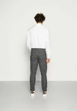 Redefined Rebel Rrercan - Chino - Wales -Redefined Rebel Negozio b7b9c41d8a03405fbb9e35f66e76a9e8