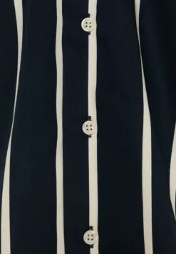 Redefined Rebel DukeCamiciaNavy Blazer Uomo Camicie R0622D03P-K11 -Redefined Rebel Negozio c9d53fdf6b2243e9baf61e40c11bee40