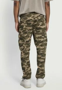 Redefined Rebel RrpljolanPantaloni CargoCamo Uomo Pantaloni R0622E04H-M11 8 Redefined Rebel RrpljolanPantaloni CargoCamo Uomo Pantaloni R0622E04H-M11 -Redefined Rebel Negozio ccc08bad2f9446a39b4968fab8f6d7ad