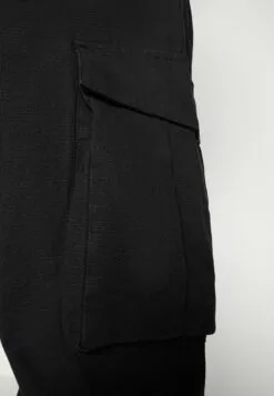 Redefined Rebel Julio Pantaloni CargoBlack Uomo Pantaloni R0622E057-Q11 -Redefined Rebel Negozio ccccbbe6575d401aaac8707720713415