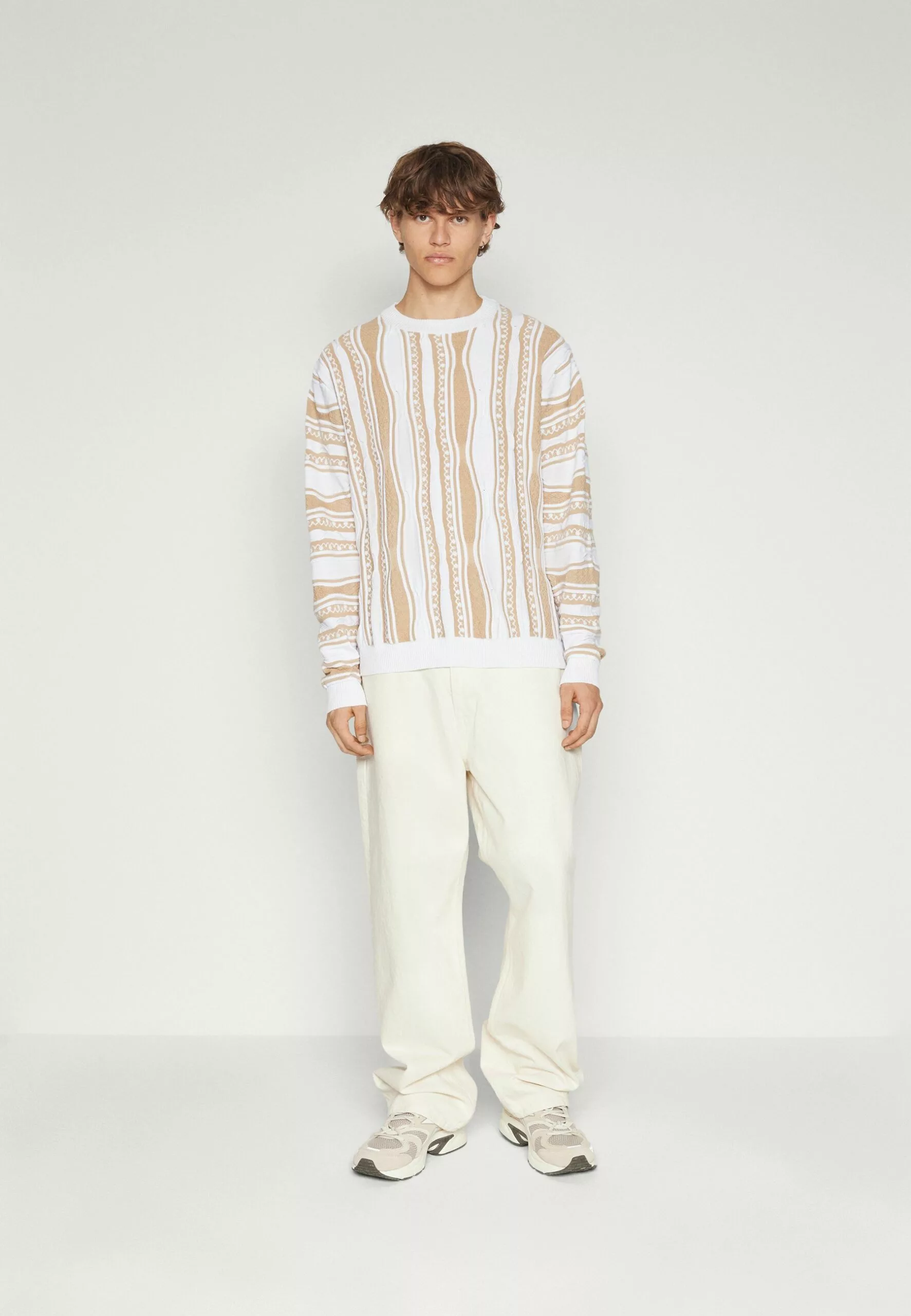 Redefined Rebel TetonMaglionePristine Uomo Maglieria R0622Q05C-A11 2 Redefined Rebel TetonMaglionePristine Uomo Maglieria R0622Q05C-A11 - immagine 2