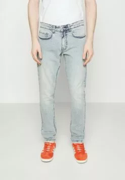 Redefined Rebel DetroitJeans Slim FitBleach Uomo Jeans R0622G09M-B11