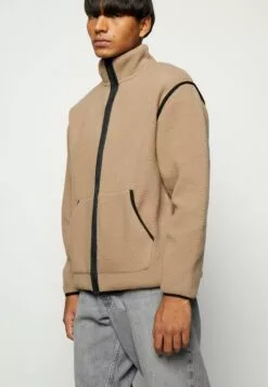 Redefined Rebel Gregory UnisexGiacca In PileWalnut Uomo Giacche R06210063-O11 -Redefined Rebel Negozio d346a365779c4af99646d1dc9ddbfd0f