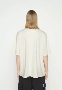 Redefined Rebel Lee Tee PlusT-Shirt Con StampaPristine Uomo T-shirt E Polo R0622O05J-A11 -Redefined Rebel Negozio d99029e2c7274559b39db94562750da7