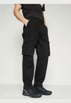 Redefined Rebel Gibson PantsPantaloni CargoBlack Uomo Pantaloni R0622E02H-Q11 -Redefined Rebel Negozio eccba618d99a4594a006f93d94c5a60a