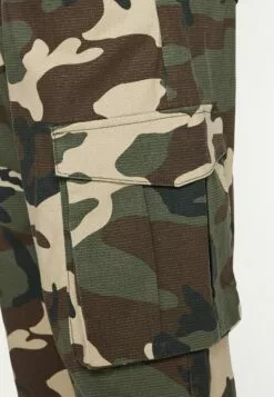 Redefined Rebel Julio PantsPantaloni CargoOlive Uomo Pantaloni R0622E057-N11 -Redefined Rebel Negozio f5f0c851a5894335af17bf7b58e39ddd