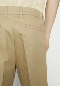 Redefined Rebel Rrkevin PantsChinoKelp Uomo Pantaloni R0622E051-B11 -Redefined Rebel Negozio fb8e697d1b9f40dc81e605994e5912ed